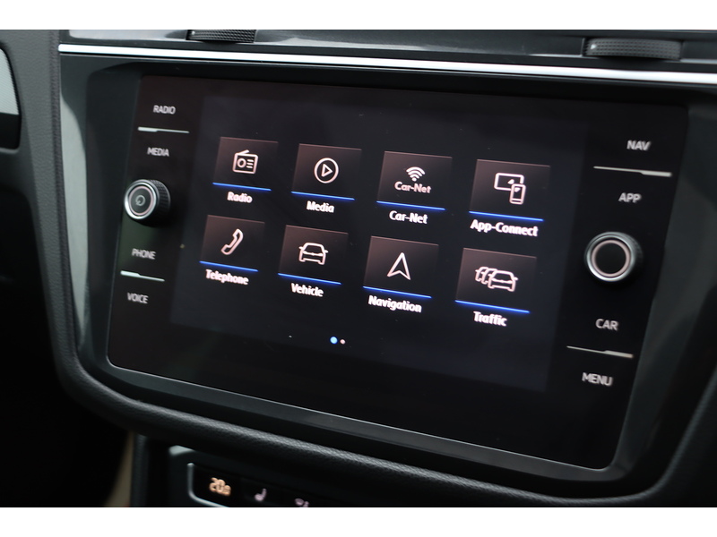 Volkswagen 2.0 TSI SEL SUV 5DR PETROL DSG 4MOTION AUTO SUNROOF HEATED SEATS SAT NAV BLUETOOTH DAB STEREO PARKING AIDS 2 OWNERS 34000 MILES FSH NO ULEZ CHARGE 72-74 Mitcham Road