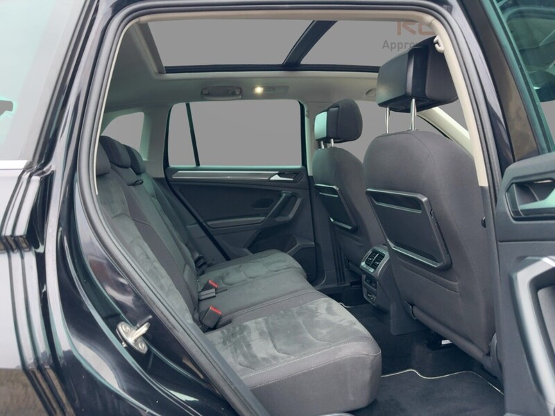 Volkswagen 2.0 TSI SEL SUV 5DR PETROL DSG 4MOTION AUTO SUNROOF HEATED SEATS SAT NAV BLUETOOTH DAB STEREO PARKING AIDS 2 OWNERS 34000 MILES FSH NO ULEZ CHARGE 72-74 Mitcham Road