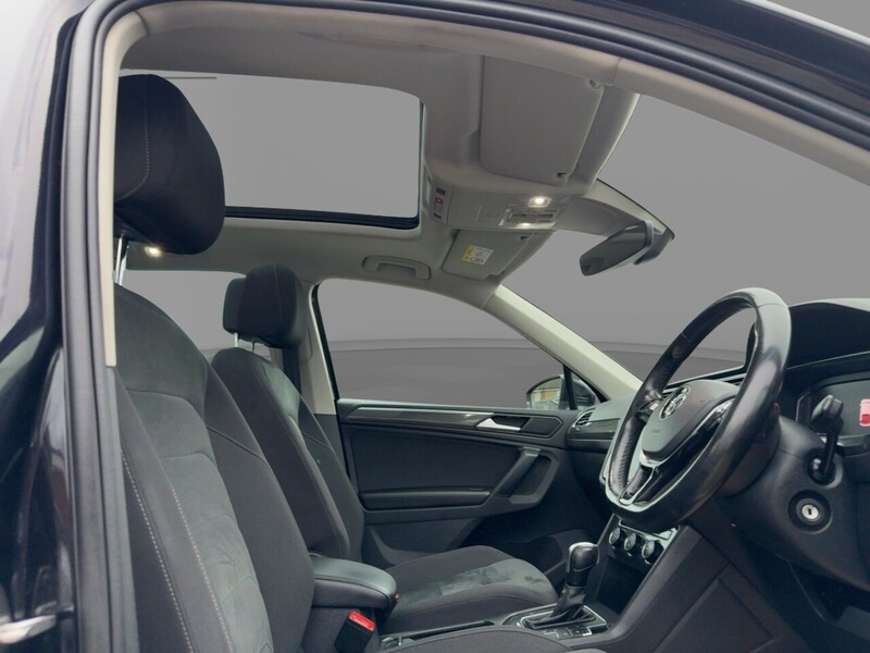 Volkswagen 2.0 TSI SEL SUV 5DR PETROL DSG 4MOTION AUTO SUNROOF HEATED SEATS SAT NAV BLUETOOTH DAB STEREO PARKING AIDS 2 OWNERS 34000 MILES FSH NO ULEZ CHARGE 72-74 Mitcham Road