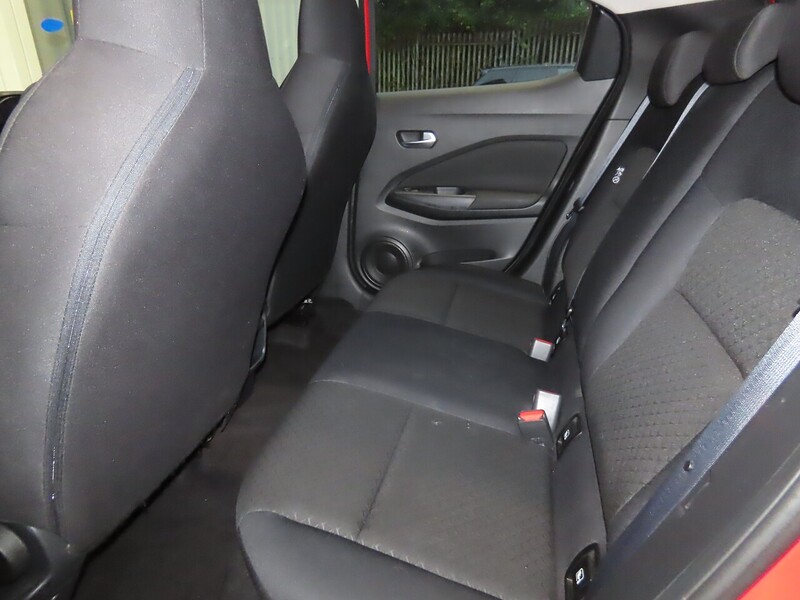 Nissan 1.0 DIG-T Acenta SUV 5dr Petrol DCT Auto Euro 6 (s/s) (114 ps) 72-74 Mitcham Road