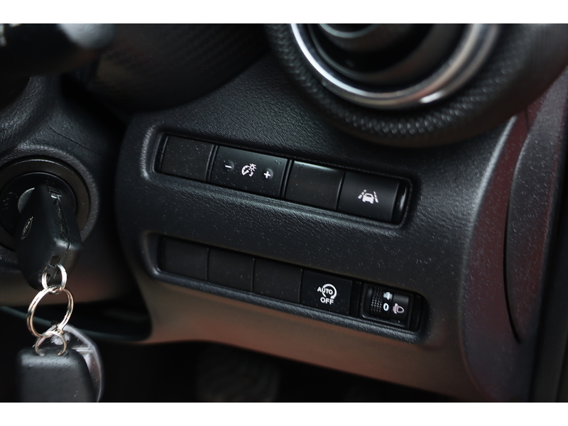 Nissan 1.0 DIG-T ACENTA SUV 5DR PETROL DCT AUTO SATNAV BLUETOOTH DAB RADIO APPLE CARPLAY REAR CAMERA JUST 1 OWNER FROM NEW ONLY 24000 MILES SH NO ULEZ CHARGE 72-74 Mitcham Road