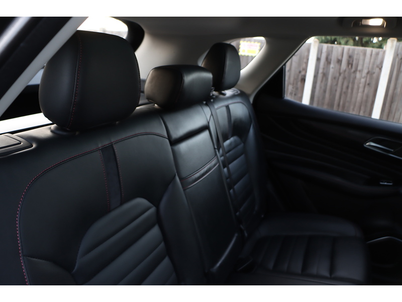 MG 1.5 T-GDI EXCLUSIVE SUV 5DR PETROL DCT AUTO SUNROOF HEATED SEATS SAT NAV BLUETOOTH APPLE CARPLAY REAR CAMERA PARKING AIDS JUST 1 OWNER 61000 MILES SH 72-74 Mitcham Road