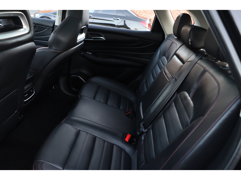 MG 1.5 T-GDI EXCLUSIVE SUV 5DR PETROL DCT AUTO SUNROOF HEATED SEATS SAT NAV BLUETOOTH APPLE CARPLAY REAR CAMERA PARKING AIDS JUST 1 OWNER 61000 MILES SH 72-74 Mitcham Road