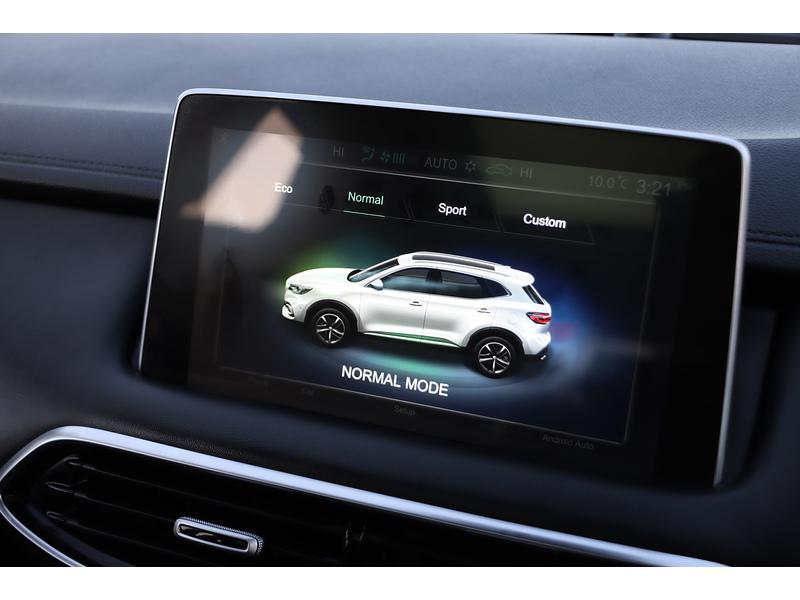 MG 1.5 T-GDI EXCLUSIVE SUV 5DR PETROL DCT AUTO SUNROOF HEATED SEATS SAT NAV BLUETOOTH APPLE CARPLAY REAR CAMERA PARKING AIDS JUST 1 OWNER 61000 MILES SH 72-74 Mitcham Road