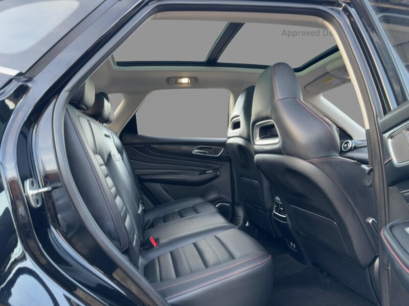 MG 1.5 T-GDI EXCLUSIVE SUV 5DR PETROL DCT AUTO SUNROOF HEATED SEATS SAT NAV BLUETOOTH APPLE CARPLAY REAR CAMERA PARKING AIDS JUST 1 OWNER 61000 MILES SH 72-74 Mitcham Road