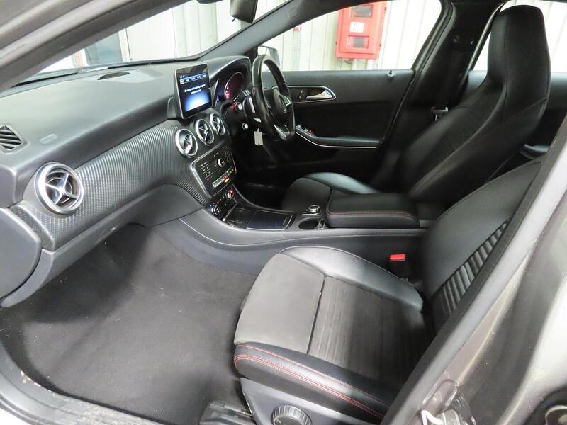 Mercedes-Benz 1.6 A160 AMG Line (Executive) Hatchback 5dr Petrol 7G-DCT Euro 6 (s/s) (102 ps) 72-74 Mitcham Road