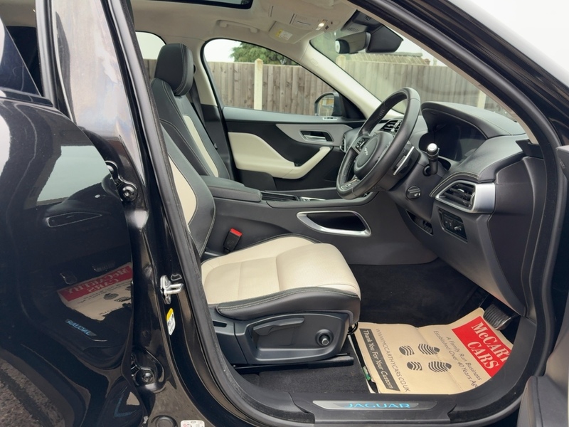 Jaguar 2.0 P300 R-SPORT SUV 5DR PETROL AWD AUTO PAN ROOF HEATED SEATS SAT NAV BLUETOOTH APPLE CARPLAY REAR & 360 CAMERA PARKING AIDS 2 OWNERS 34000 MILES FSH 72-74 Mitcham Road