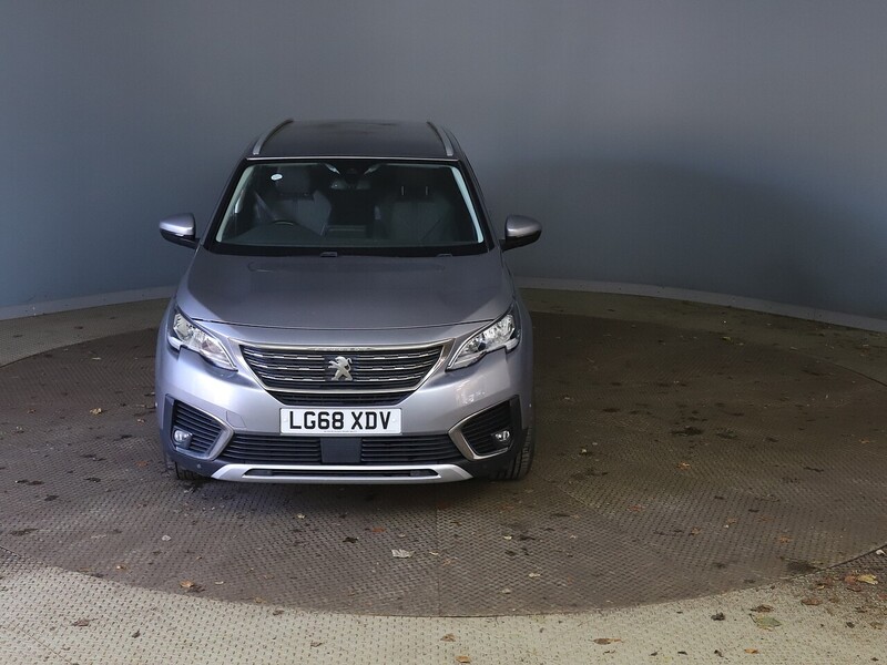 Peugeot 1.2 PureTech Allure SUV 5dr Petrol Manual Euro 6 (s/s) (130 ps) 72-74 Mitcham Road