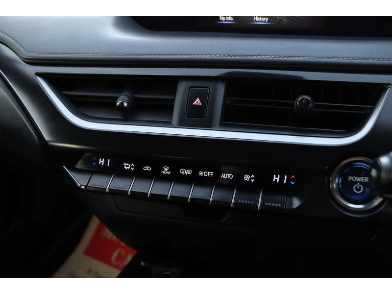 Lexus 250H 2.0 SUV 5DR PETROL HYBRID E-CVT AUTO SAT NAV BLUETOOTH DAB STEREO APPLE CARPLAY REAR CAMERA JUST 2 OWNERS ONLY 59000 MILES SH NO ULEZ CHARGE 72-74 Mitcham Road