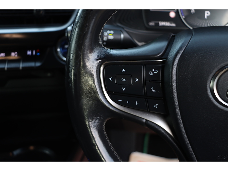 Lexus 250H 2.0 SUV 5DR PETROL HYBRID E-CVT AUTO SAT NAV BLUETOOTH DAB STEREO APPLE CARPLAY REAR CAMERA JUST 2 OWNERS ONLY 59000 MILES SH NO ULEZ CHARGE 72-74 Mitcham Road