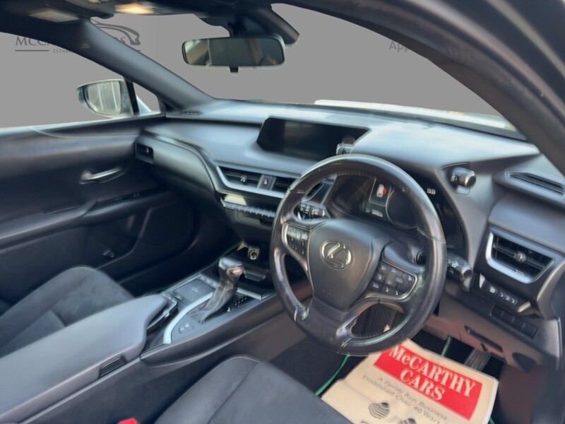 Lexus 250H 2.0 SUV 5DR PETROL HYBRID E-CVT AUTO SAT NAV BLUETOOTH DAB STEREO APPLE CARPLAY REAR CAMERA JUST 2 OWNERS ONLY 59000 MILES SH NO ULEZ CHARGE 72-74 Mitcham Road