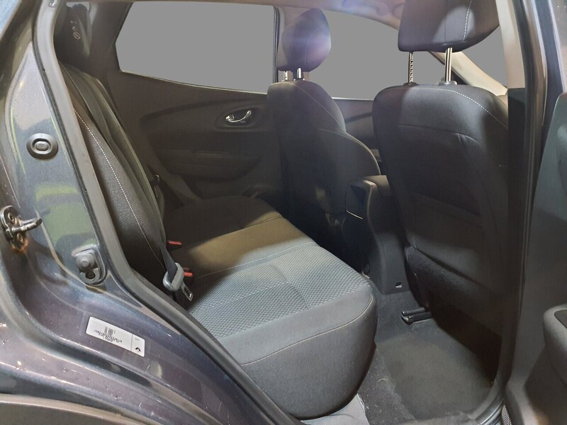 Renault 1.2 TCe Dynamique Nav SUV 5dr Petrol Manual Euro 6 (s/s) (130 ps) 72-74 Mitcham Road