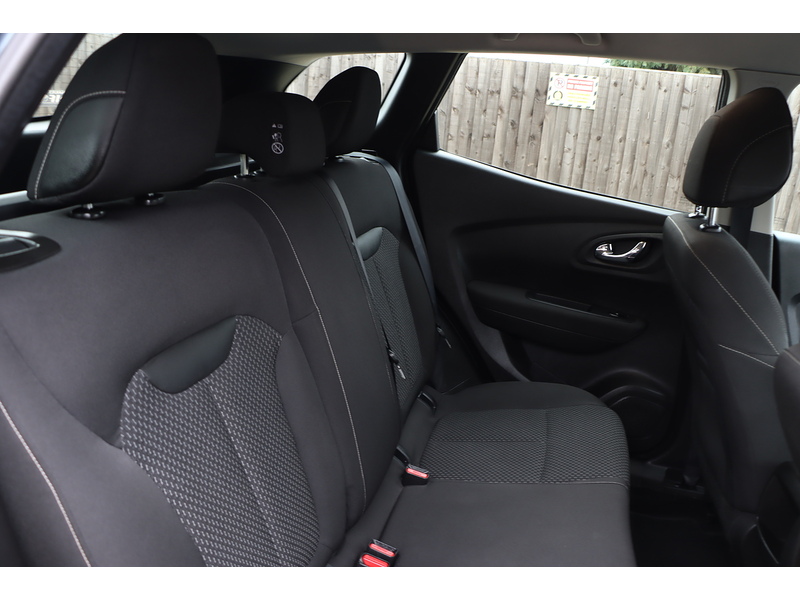 Renault 1.2 TCE DYNAMIQUE NAV SUV 5DR PETROL MANUAL SAT NAV BLUETOOTH STEREO APPLE CARPLAY JUST 2 OWNERS SAME OWNER FOR 6 YEARS 66000 MILES SH NO ULEZ CHARGE 72-74 Mitcham Road