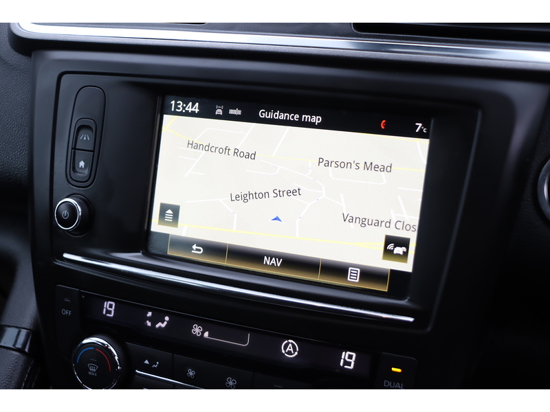 Renault 1.2 TCE DYNAMIQUE NAV SUV 5DR PETROL MANUAL SAT NAV BLUETOOTH STEREO APPLE CARPLAY JUST 2 OWNERS SAME OWNER FOR 6 YEARS 66000 MILES SH NO ULEZ CHARGE 72-74 Mitcham Road