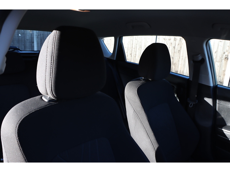 Hyundai 1.0 T-GDI MHEV SE CONNECT SUV 5DR PETROL HYBRID DCT AUTO SAT NAV DAB STEREO APPLE CARPLAY REAR CAMERA PARKING AIDS JUST 1 OWNER ONLY 22000 MILES FSH 72-74 Mitcham Road