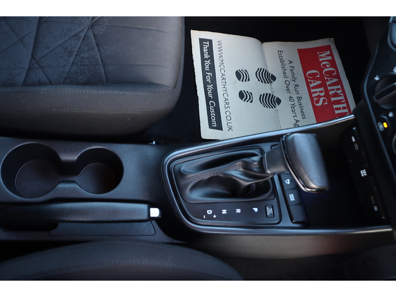 Hyundai 1.0 T-GDI MHEV SE CONNECT SUV 5DR PETROL HYBRID DCT AUTO SAT NAV DAB STEREO APPLE CARPLAY REAR CAMERA PARKING AIDS JUST 1 OWNER ONLY 22000 MILES FSH 72-74 Mitcham Road