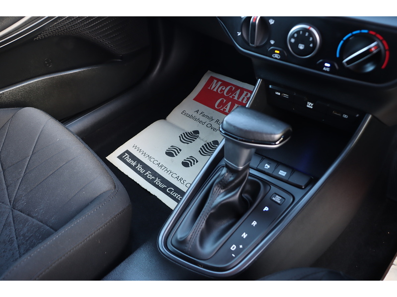 Hyundai 1.0 T-GDI MHEV SE CONNECT SUV 5DR PETROL HYBRID DCT AUTO SAT NAV DAB STEREO APPLE CARPLAY REAR CAMERA PARKING AIDS JUST 1 OWNER ONLY 22000 MILES FSH 72-74 Mitcham Road