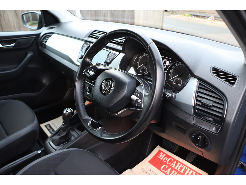 Skoda 1.0 TSI COLOUR EDITION HATCHBACK 5DR PETROL DSG AUTO SATNAV BLUETOOTH DAB RADIO APPLE CARPLAY PARKING AIDS 2 OWNERS ONLY 10000 MILES SH NO ULEZ CHARGE 72-74 Mitcham Road