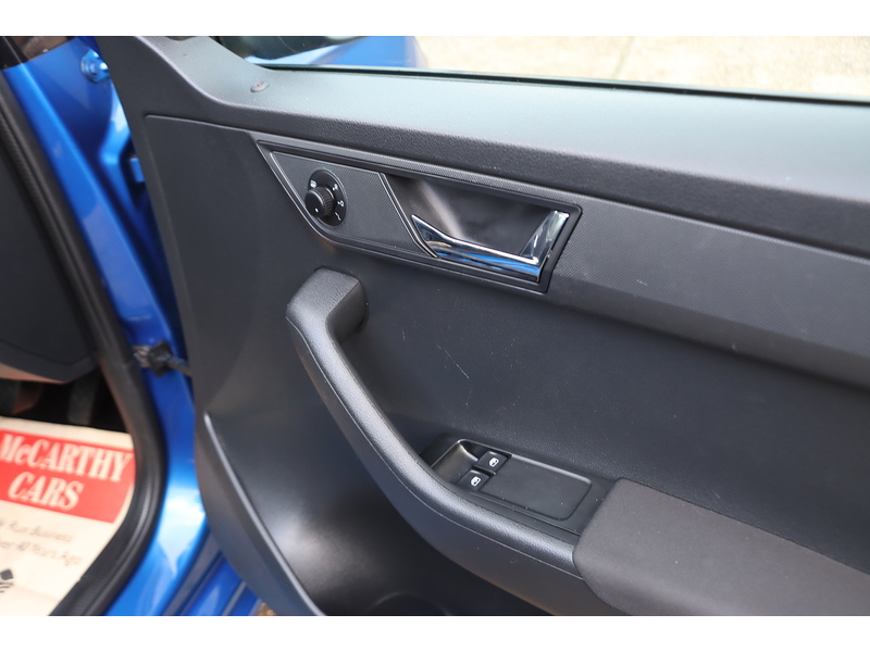 Skoda 1.0 TSI COLOUR EDITION HATCHBACK 5DR PETROL DSG AUTO SATNAV BLUETOOTH DAB RADIO APPLE CARPLAY PARKING AIDS 2 OWNERS ONLY 10000 MILES SH NO ULEZ CHARGE 72-74 Mitcham Road