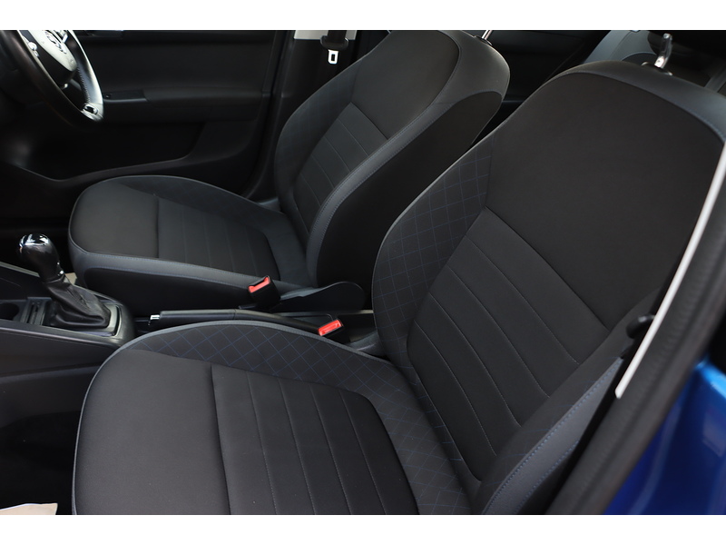 Skoda 1.0 TSI COLOUR EDITION HATCHBACK 5DR PETROL DSG AUTO SATNAV BLUETOOTH DAB RADIO APPLE CARPLAY PARKING AIDS 2 OWNERS ONLY 10000 MILES SH NO ULEZ CHARGE 72-74 Mitcham Road