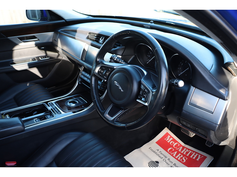 Jaguar 2.0I PORTFOLIO GPF SPORTBRAKE 5DR PETROL AUTO HEATED SEATS SATNAV BLUETOOTH DAB STEREO REAR CAMERA PARKING AIDS SAME OWNER FOR 3 YEARS 63000 MILES FSH 72-74 Mitcham Road