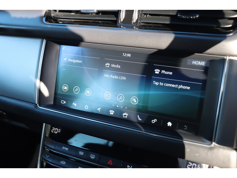 Jaguar 2.0I PORTFOLIO GPF SPORTBRAKE 5DR PETROL AUTO HEATED SEATS SATNAV BLUETOOTH DAB STEREO REAR CAMERA PARKING AIDS SAME OWNER FOR 3 YEARS 63000 MILES FSH 72-74 Mitcham Road