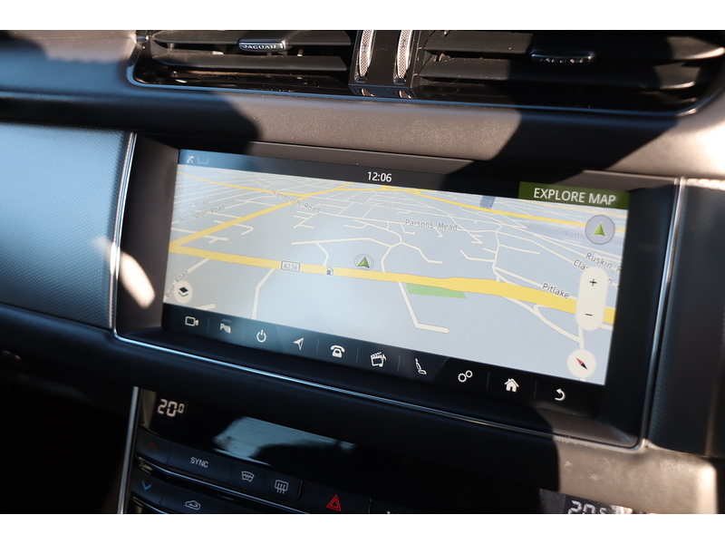 Jaguar 2.0I PORTFOLIO GPF SPORTBRAKE 5DR PETROL AUTO HEATED SEATS SATNAV BLUETOOTH DAB STEREO REAR CAMERA PARKING AIDS SAME OWNER FOR 3 YEARS 63000 MILES FSH 72-74 Mitcham Road