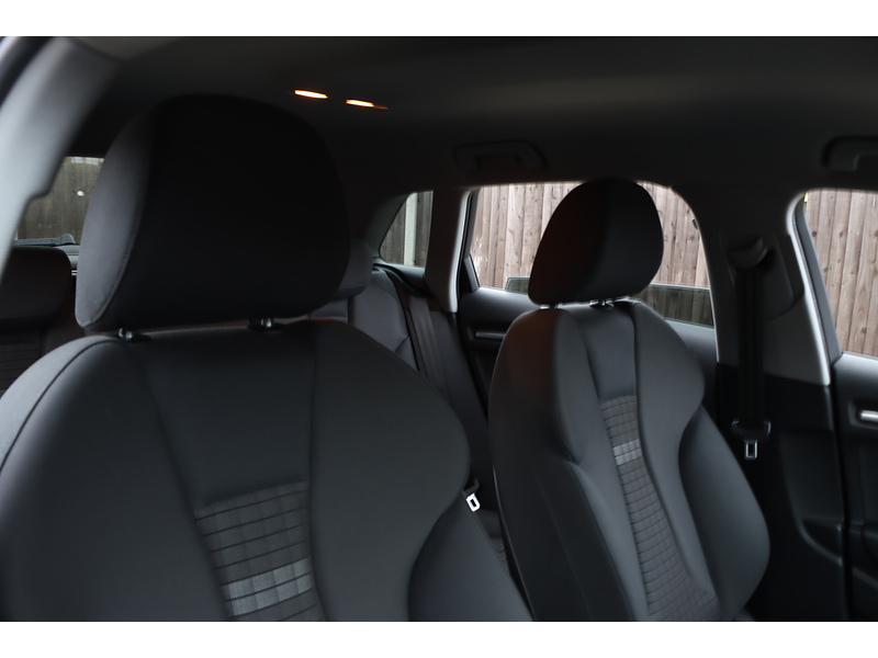 Audi 1.4 TFSI COD SPORT SPORTBACK 5DR PETROL S TRONIC AUTO SAT NAV BLUETOOTH DAB STEREO APPLE CARPLAY PARKING AIDS 2 OWNERS ONLY 24000 MILES FSH £35 TO TAX 72-74 Mitcham Road