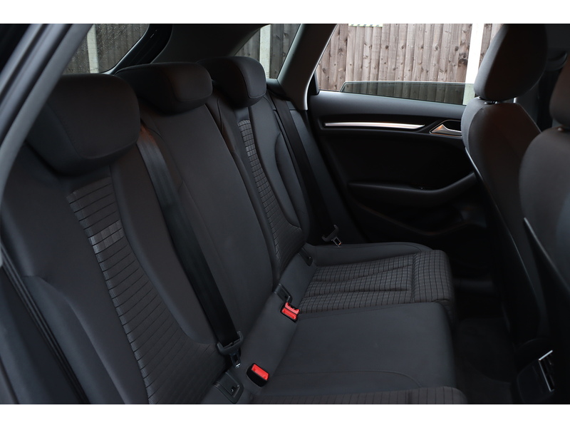 Audi 1.4 TFSI COD SPORT SPORTBACK 5DR PETROL S TRONIC AUTO SAT NAV BLUETOOTH DAB STEREO APPLE CARPLAY PARKING AIDS 2 OWNERS ONLY 24000 MILES FSH £35 TO TAX 72-74 Mitcham Road