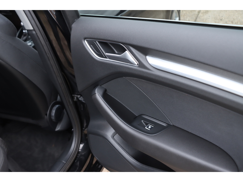 Audi 1.4 TFSI COD SPORT SPORTBACK 5DR PETROL S TRONIC AUTO SAT NAV BLUETOOTH DAB STEREO APPLE CARPLAY PARKING AIDS 2 OWNERS ONLY 24000 MILES FSH £35 TO TAX 72-74 Mitcham Road