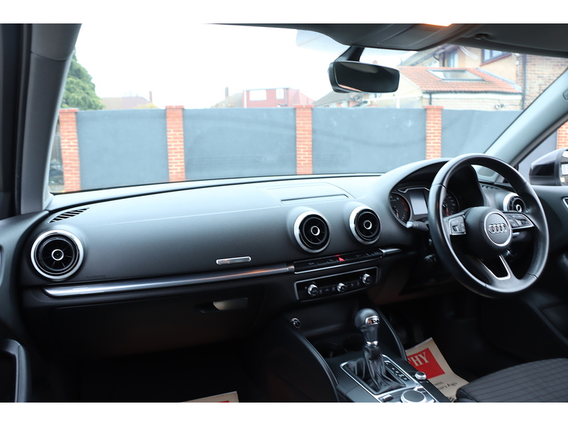 Audi 1.4 TFSI COD SPORT SPORTBACK 5DR PETROL S TRONIC AUTO SAT NAV BLUETOOTH DAB STEREO APPLE CARPLAY PARKING AIDS 2 OWNERS ONLY 24000 MILES FSH £35 TO TAX 72-74 Mitcham Road