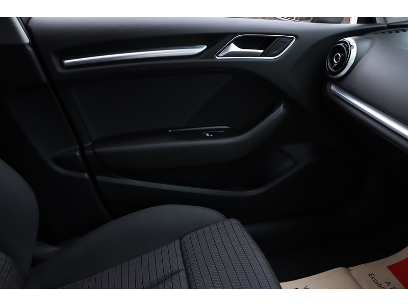 Audi 1.4 TFSI COD SPORT SPORTBACK 5DR PETROL S TRONIC AUTO SAT NAV BLUETOOTH DAB STEREO APPLE CARPLAY PARKING AIDS 2 OWNERS ONLY 24000 MILES FSH £35 TO TAX 72-74 Mitcham Road