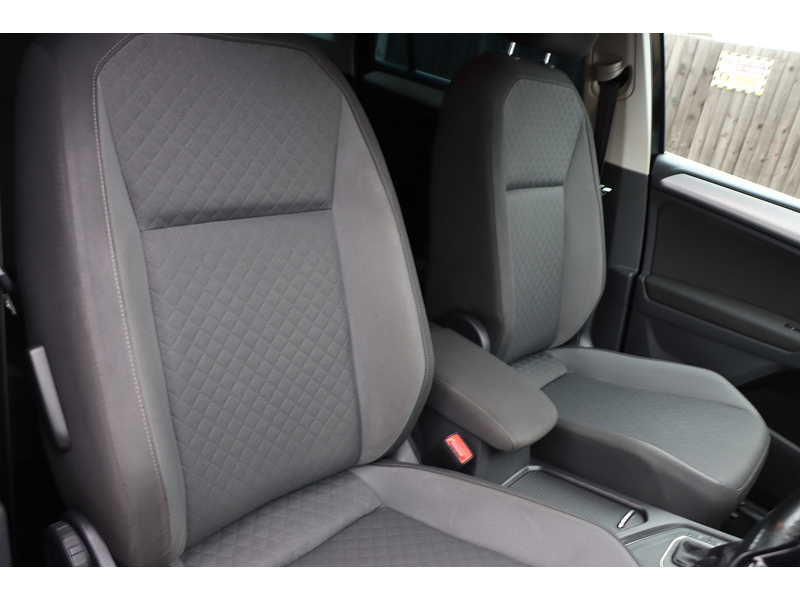 Volkswagen 1.5 TSI EVO MATCH SUV 5DR PETROL DSG AUTO SAT NAV BLUETOOTH DAB STEREO REAR CAMERA WITH PARKING AIDS JUST 2 OWNERS ONLY 62000 MILES FSH NO ULEZ CHARGE 72-74 Mitcham Road