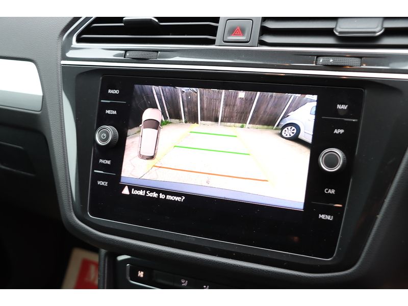 Volkswagen 1.5 TSI EVO MATCH SUV 5DR PETROL DSG AUTO SAT NAV BLUETOOTH DAB STEREO REAR CAMERA WITH PARKING AIDS JUST 2 OWNERS ONLY 62000 MILES FSH NO ULEZ CHARGE 72-74 Mitcham Road