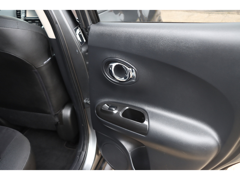 Nissan 1.6 BOSE PERSONAL EDITION SUV 5DR PETROL XTRON AUTO SAT NAV BLUETOOTH DAB STEREO CD PLAYER USB INPUT REAR CAMERA ONLY 20000 MILES SH NO ULEZ CHARGE 72-74 Mitcham Road