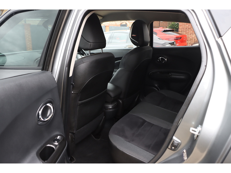 Nissan 1.6 BOSE PERSONAL EDITION SUV 5DR PETROL XTRON AUTO SAT NAV BLUETOOTH DAB STEREO CD PLAYER USB INPUT REAR CAMERA ONLY 20000 MILES SH NO ULEZ CHARGE 72-74 Mitcham Road