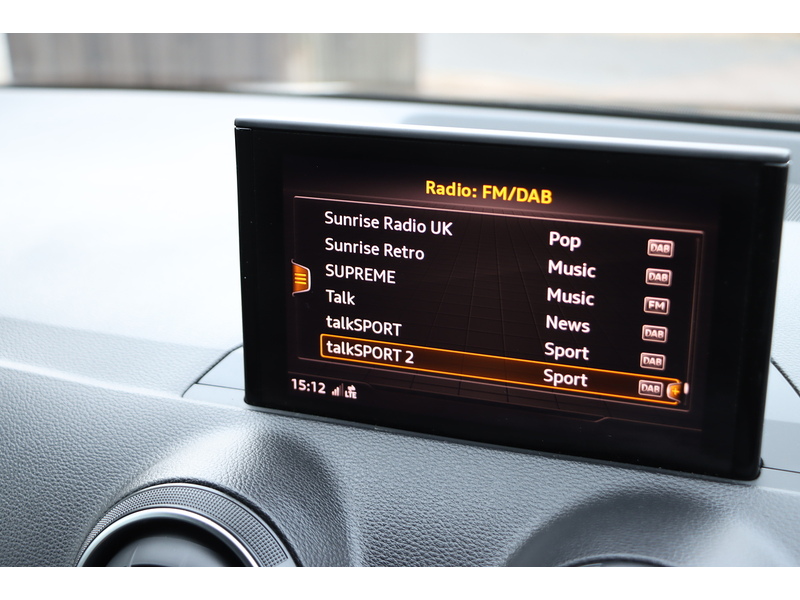 Audi 2.0 TFSI 40 S LINE SUV 5DR PETROL S TRONIC QUATTRO AUTO SAT NAV BLUETOOTH DAB STEREO APPLE CARPLAY PARKING AIDS 1 OWNER FROM NEW ONLY 61000 MILES FSH 72-74 Mitcham Road