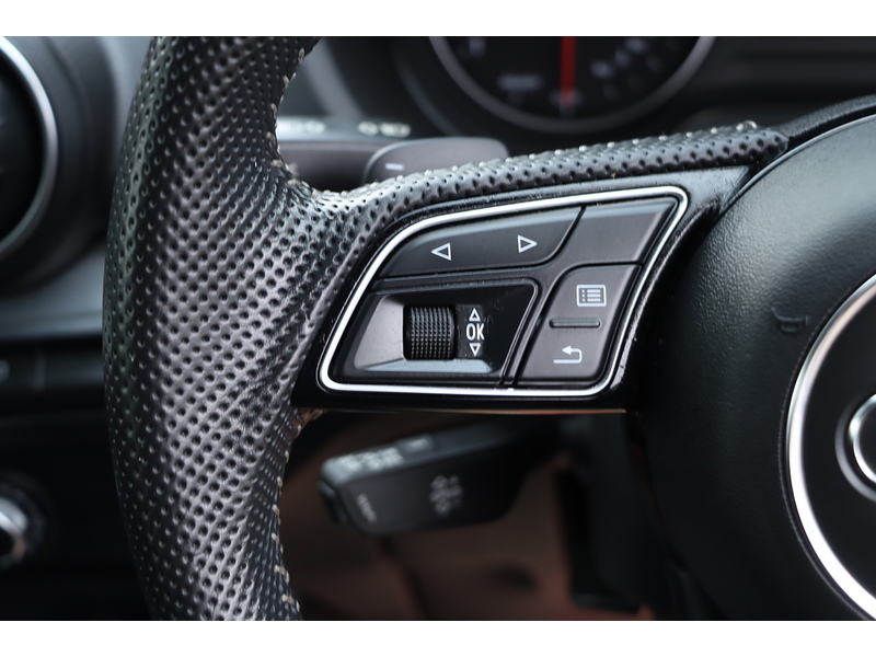 Audi 2.0 TFSI 40 S LINE SUV 5DR PETROL S TRONIC QUATTRO AUTO SAT NAV BLUETOOTH DAB STEREO APPLE CARPLAY PARKING AIDS 1 OWNER FROM NEW ONLY 61000 MILES FSH 72-74 Mitcham Road