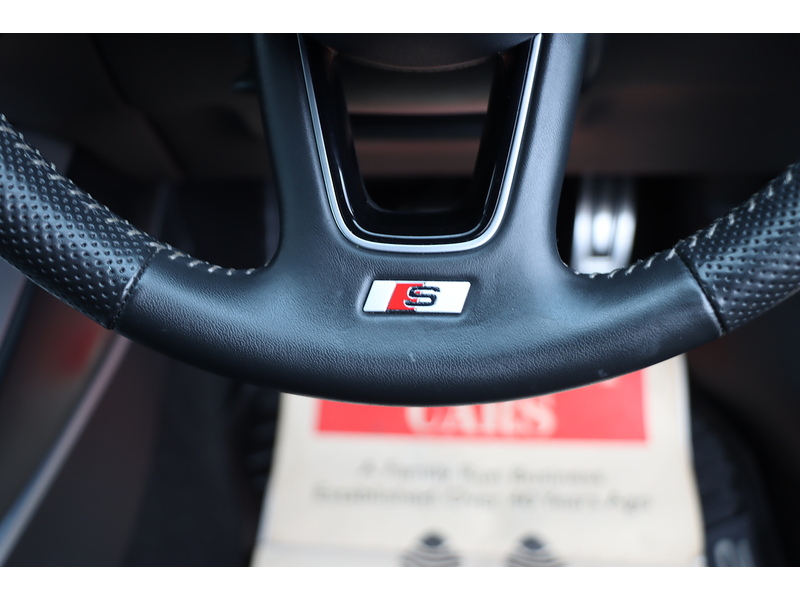 Audi 2.0 TFSI 40 S LINE SUV 5DR PETROL S TRONIC QUATTRO AUTO SAT NAV BLUETOOTH DAB STEREO APPLE CARPLAY PARKING AIDS 1 OWNER FROM NEW ONLY 61000 MILES FSH 72-74 Mitcham Road