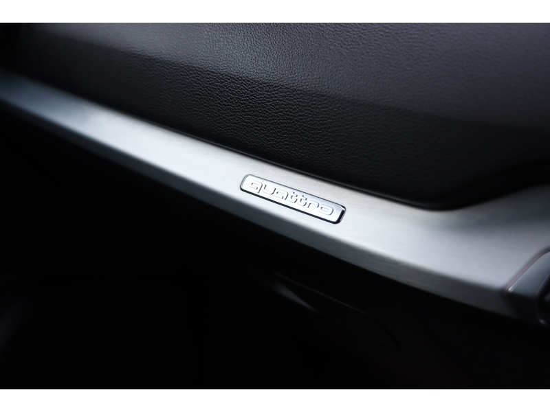 Audi 2.0 TFSI 40 S LINE SUV 5DR PETROL S TRONIC QUATTRO AUTO SAT NAV BLUETOOTH DAB STEREO APPLE CARPLAY PARKING AIDS 1 OWNER FROM NEW ONLY 61000 MILES FSH 72-74 Mitcham Road