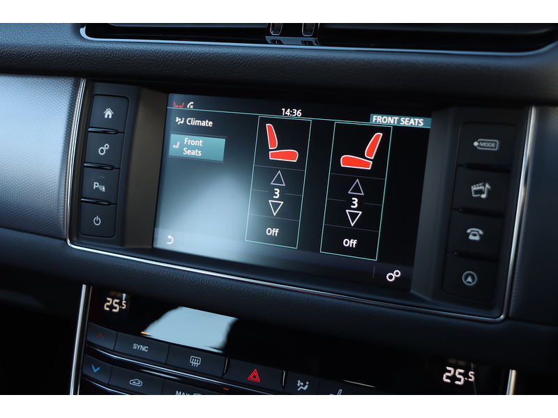 Jaguar 2.0I R-SPORT SALOON 4DR PETROL AUTO HEATED SEATS SATELLITE NAVIGATION BLUETOOTH DAB STEREO USB INPUT PARKING AIDS ONLY 40000 MILES SH NO ULEZ CHARGE 72-74 Mitcham Road