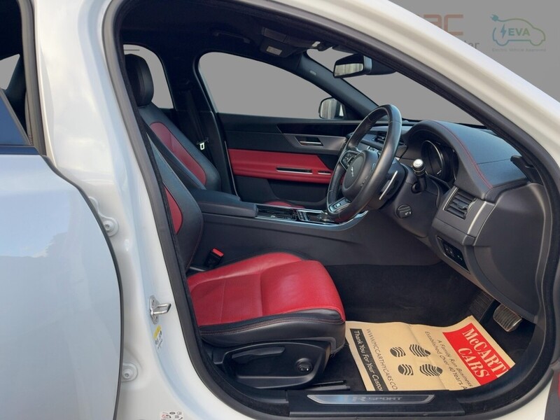 Jaguar 2.0I R-SPORT SALOON 4DR PETROL AUTO HEATED SEATS SATELLITE NAVIGATION BLUETOOTH DAB STEREO USB INPUT PARKING AIDS ONLY 40000 MILES SH NO ULEZ CHARGE 72-74 Mitcham Road