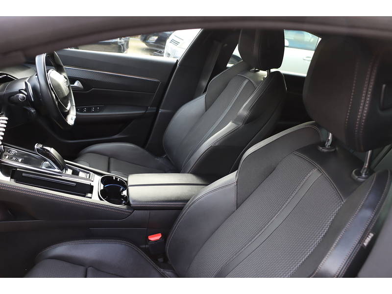 Peugeot 1.6 11.8KWH GT FASTBACK 5DR PETROL PLUG-IN HYBRID E-EAT AUTO SAT NAV BLUETOOTH DAB STEREO APPLE CARPLAY PARKING AIDS JUST 1 OWNER ONLY 64000 MILES FSH 72-74 Mitcham Road