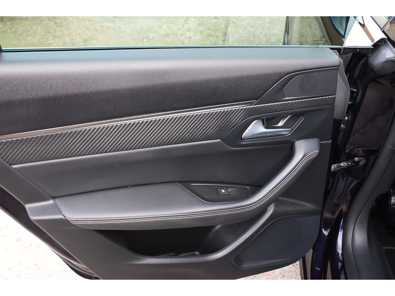 Peugeot 1.6 11.8KWH GT FASTBACK 5DR PETROL PLUG-IN HYBRID E-EAT AUTO SAT NAV BLUETOOTH DAB STEREO APPLE CARPLAY PARKING AIDS JUST 1 OWNER ONLY 64000 MILES FSH 72-74 Mitcham Road