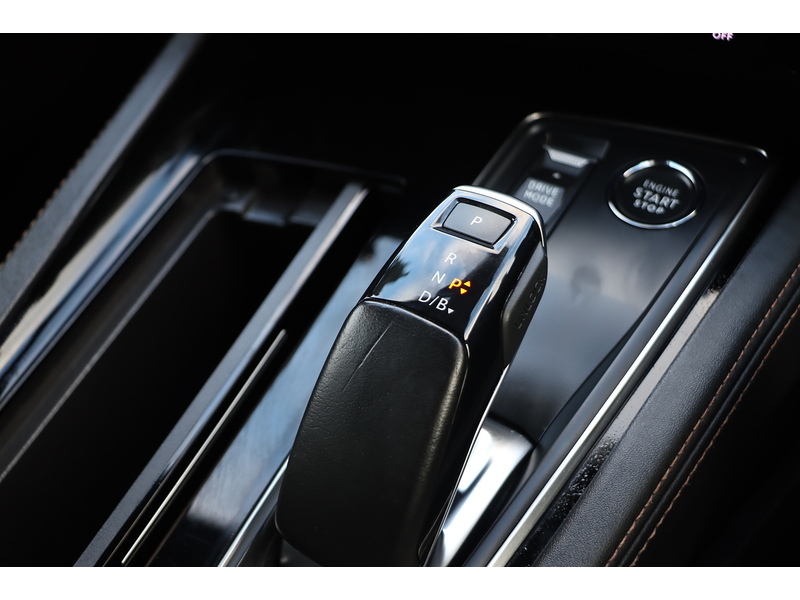 Peugeot 1.6 11.8KWH GT FASTBACK 5DR PETROL PLUG-IN HYBRID E-EAT AUTO SAT NAV BLUETOOTH DAB STEREO APPLE CARPLAY PARKING AIDS JUST 1 OWNER ONLY 64000 MILES FSH 72-74 Mitcham Road