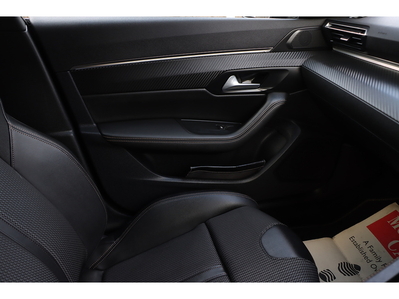 Peugeot 1.6 11.8KWH GT FASTBACK 5DR PETROL PLUG-IN HYBRID E-EAT AUTO SAT NAV BLUETOOTH DAB STEREO APPLE CARPLAY PARKING AIDS JUST 1 OWNER ONLY 64000 MILES FSH 72-74 Mitcham Road