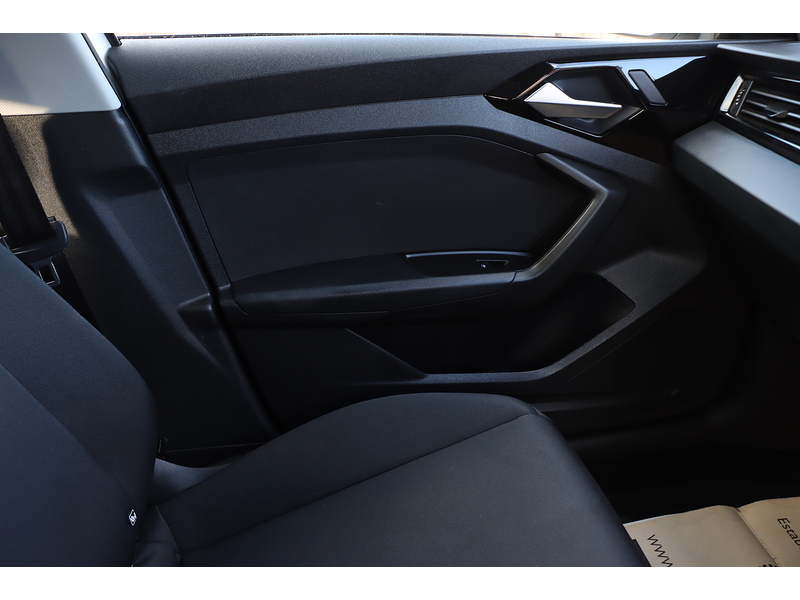 Audi 1.0 TFSI 25 TECHNIK SPORTBACK 5DR PETROL MANUAL SATNAV BLUETOOTH DAB RADIO APPLE CARPLAY PARKING AIDS JUST 1 OWNER ONLY 35000 MILES FSH NO ULEZ CHARGE 72-74 Mitcham Road