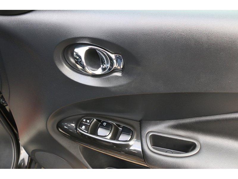 Nissan 1.6 TEKNA SUV 5DR PETROL XTRON AUTO FULL LEATHER HEATED SEATS SAT NAV BLUETOOTH DAB STEREO REAR & 360 CAMERA ONLY 38000 MILES FSH NO ULEZ CHARGE 72-74 Mitcham Road