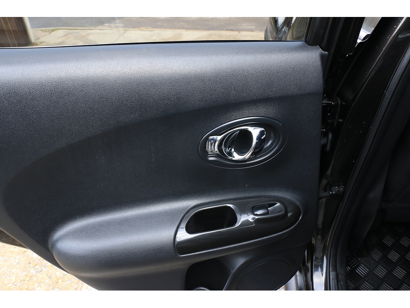 Nissan 1.6 TEKNA SUV 5DR PETROL XTRON AUTO FULL LEATHER HEATED SEATS SAT NAV BLUETOOTH DAB STEREO REAR & 360 CAMERA ONLY 38000 MILES FSH NO ULEZ CHARGE 72-74 Mitcham Road