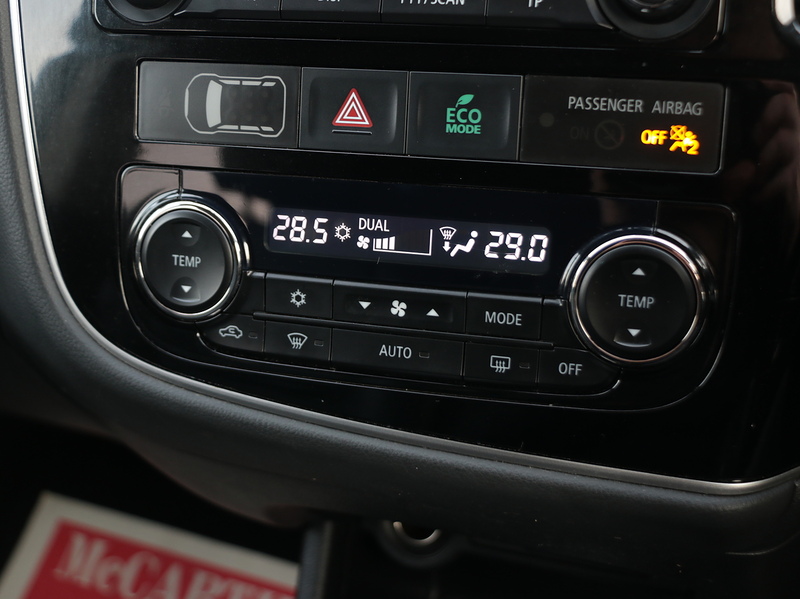 Mitsubishi 2.0 PHEV GX 3H ESTATE SEMI PETROL/ELECTRIC AUTO BLUETOOTH STEREO CD PLAYER PARKING AIDS SAME OWNER FOR 3 YEARS SH JUST £20 ROAD TAX NO ULEZ CHARGE 72-74 Mitcham Road